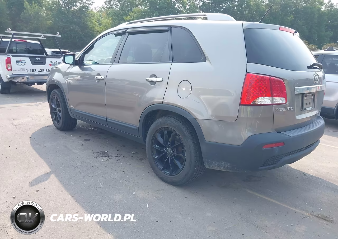 2012 Kia Sorento Lx VIN:5XYKTCA60CG296317 - 3