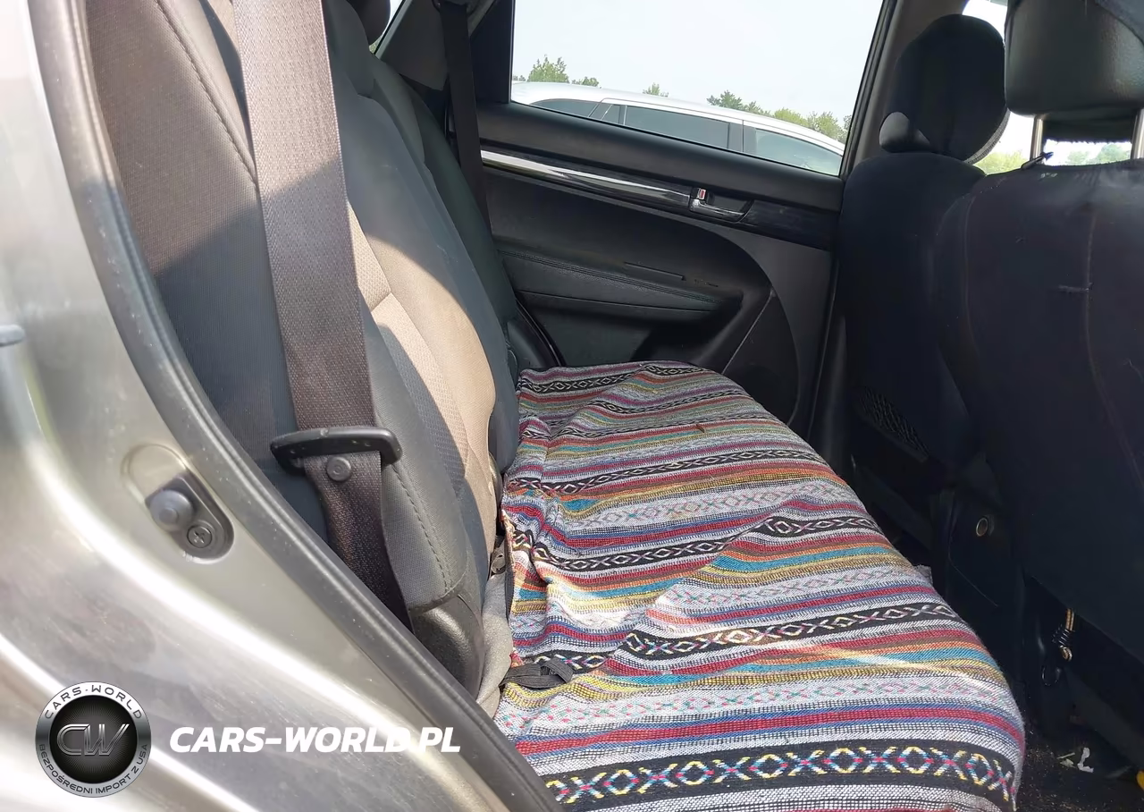 2012 Kia Sorento Lx VIN:5XYKTCA60CG296317 - 8