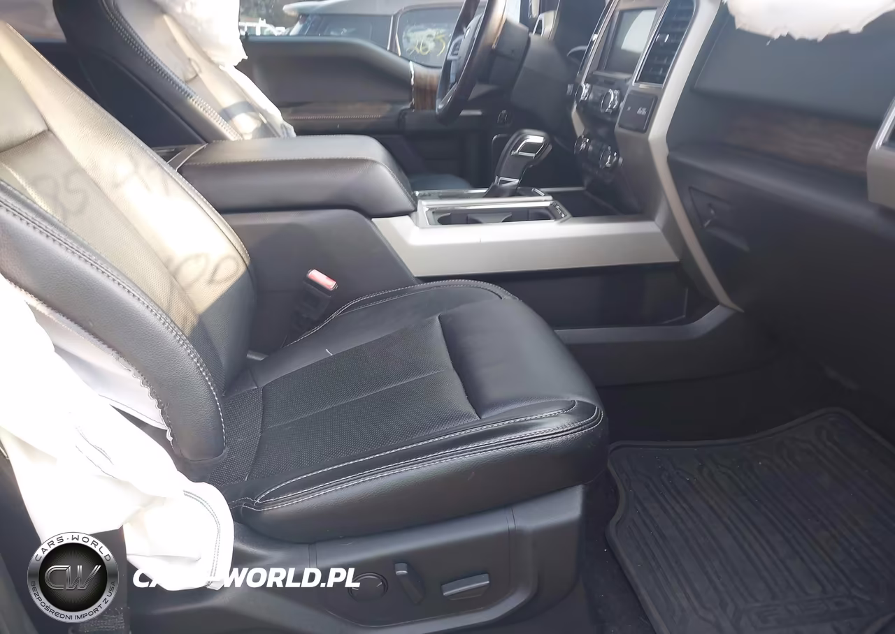 2019 Ford F-150 Lariat VIN:1FTEW1E57KKE11353 - 5