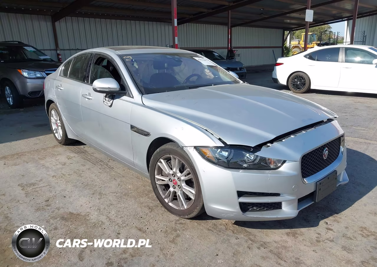 2018 Jaguar Xe 25T Premium – zdjęcie 1 z 16