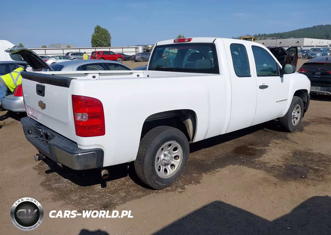 2007 Chevrolet Silverado 1500 Work Truck VIN:1GCEC19C47Z536794 - 4