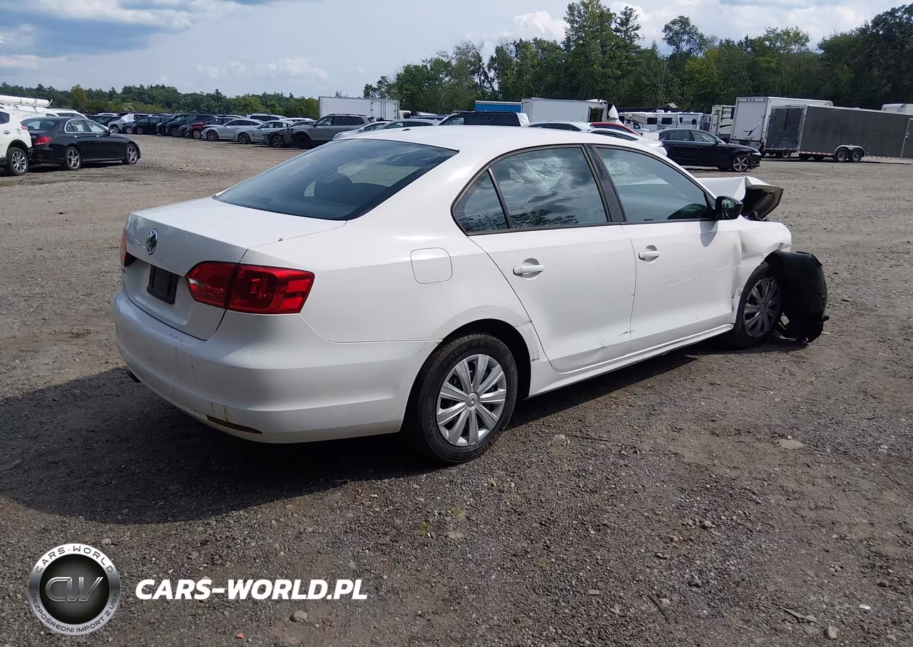2011 Volkswagen Jetta 2.0L S VIN:3VW2K7AJXBM380593 - 4
