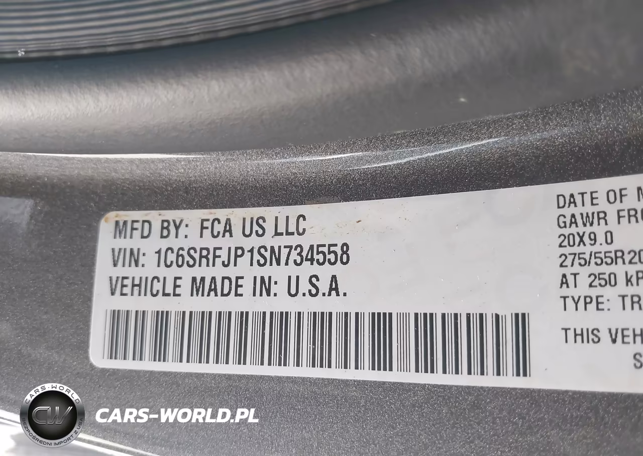 2025 Ram 1500 Laramie 4X4 5'7 Box VIN:1C6SRFJP1SN734558 - 9