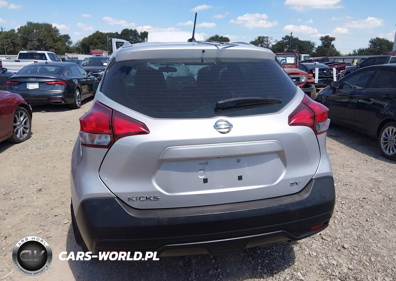 2019 Nissan Kicks Sv VIN:3N1CP5CUXKL509851 - 16
