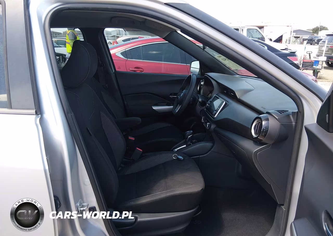 2019 Nissan Kicks Sv VIN:3N1CP5CUXKL509851 - 5