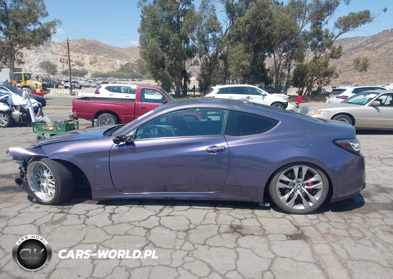 2013 Hyundai Genesis Coupe 3.8L VIN:KMHHU6KJ4DU085645 - 14