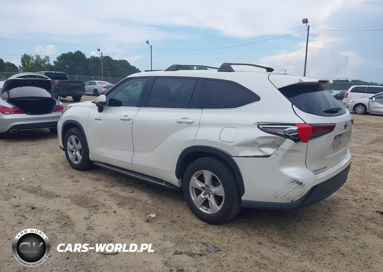 2020 Toyota Highlander Hybrid Le VIN:5TDZARAH0LS502697 - 3