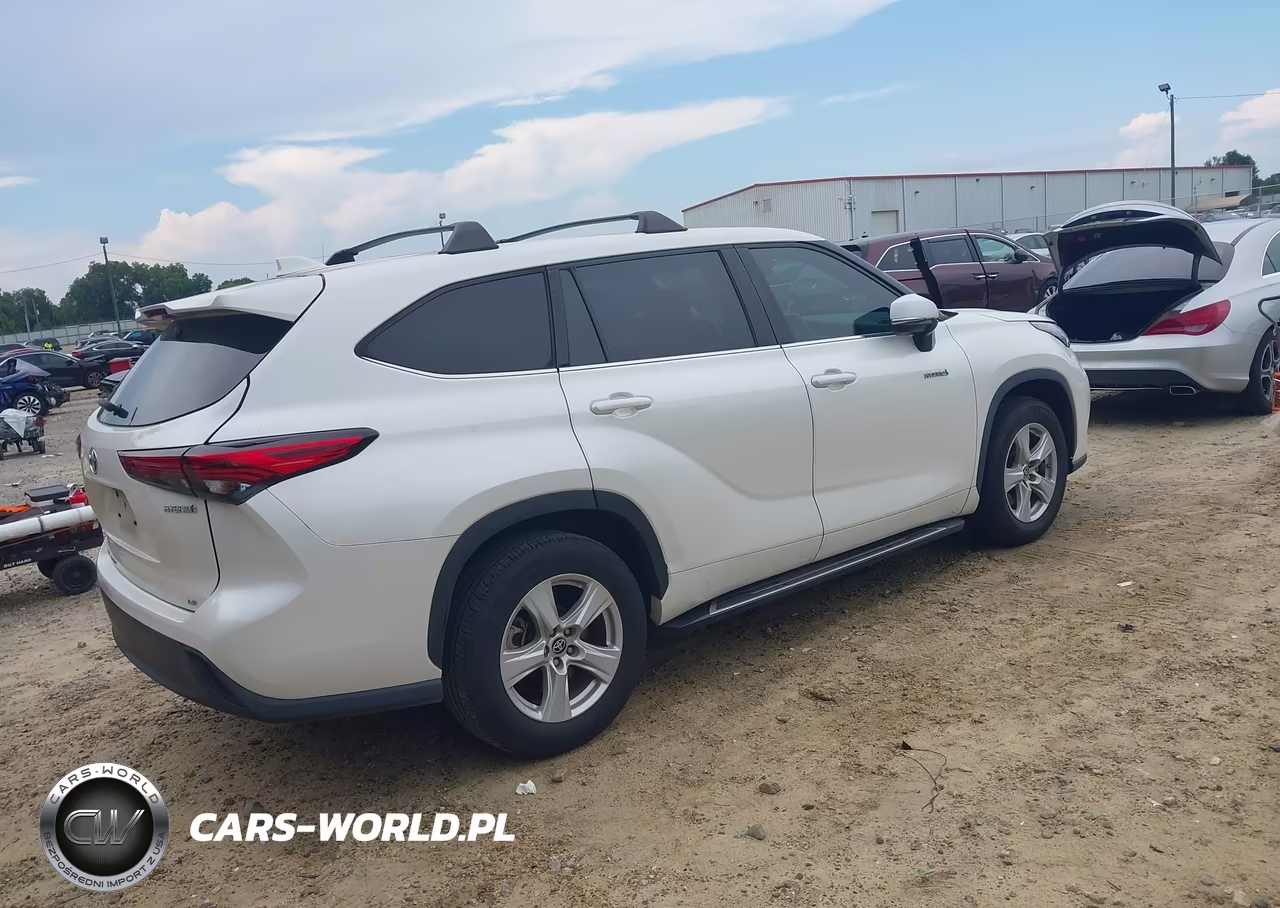 2020 Toyota Highlander Hybrid Le VIN:5TDZARAH0LS502697 - 4