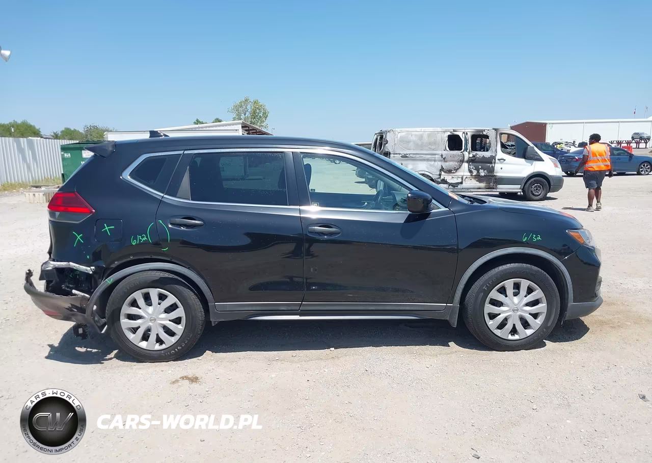 2017 Nissan Rogue S VIN:KNMAT2MT9HP615516 - 13