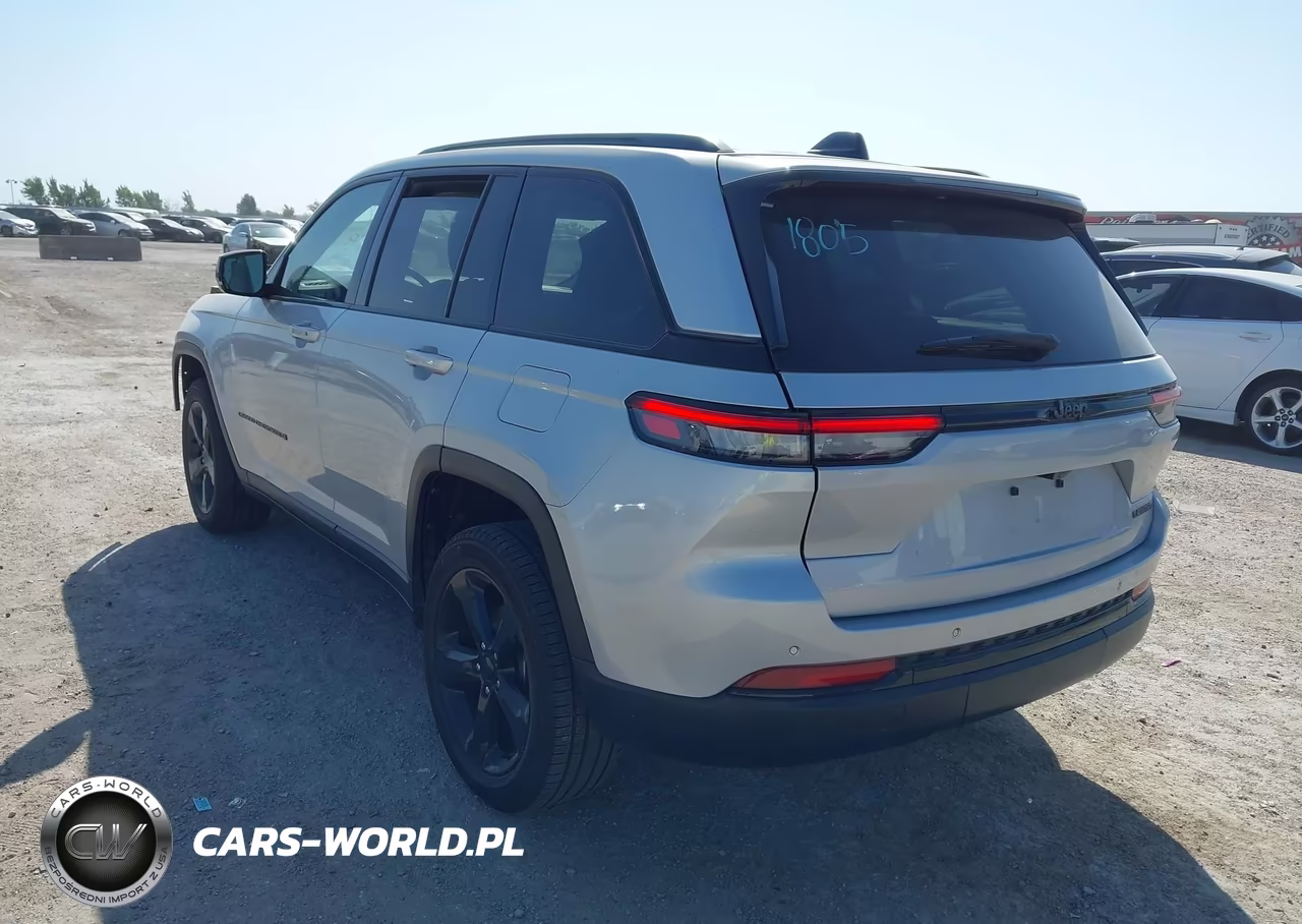 2023 Jeep Grand Cherokee Limited 4X2 VIN:1C4RJGBG3P8733792 - 3