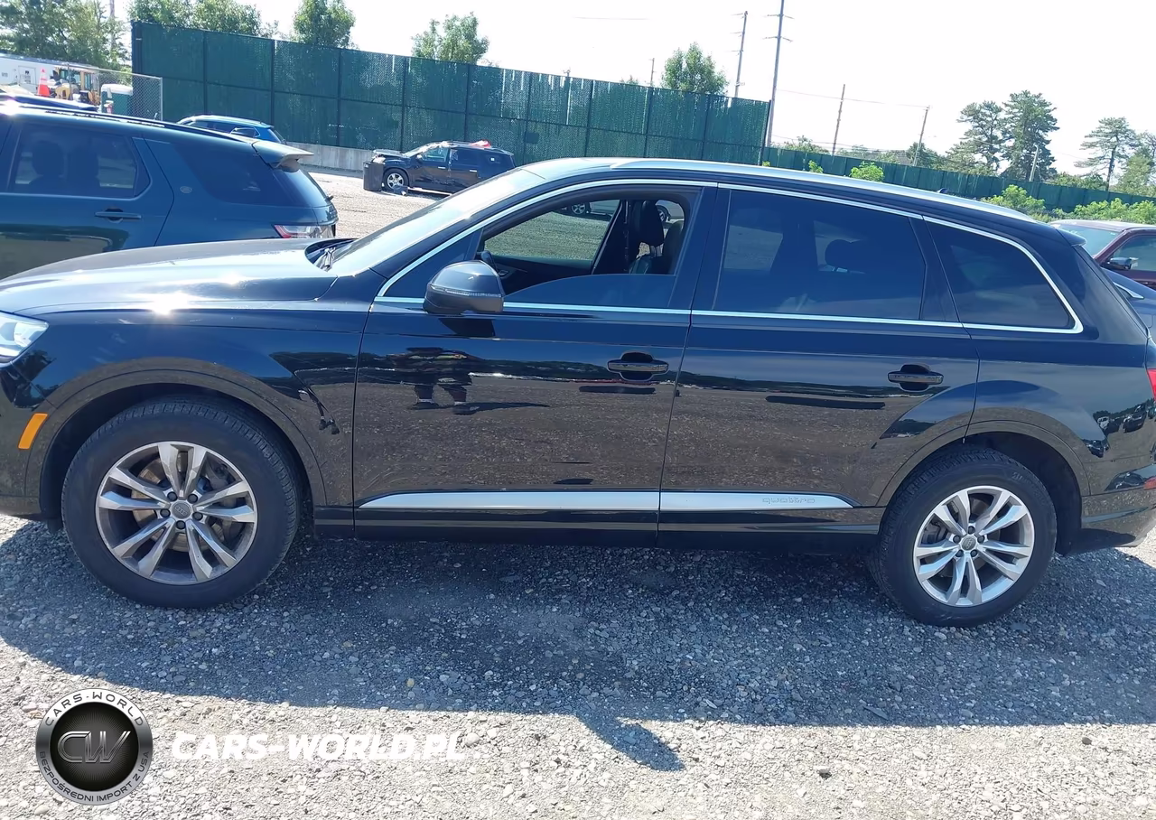 2018 Audi Q7 2.0T Premium VIN:WA1AHAF72JD052788 - 14