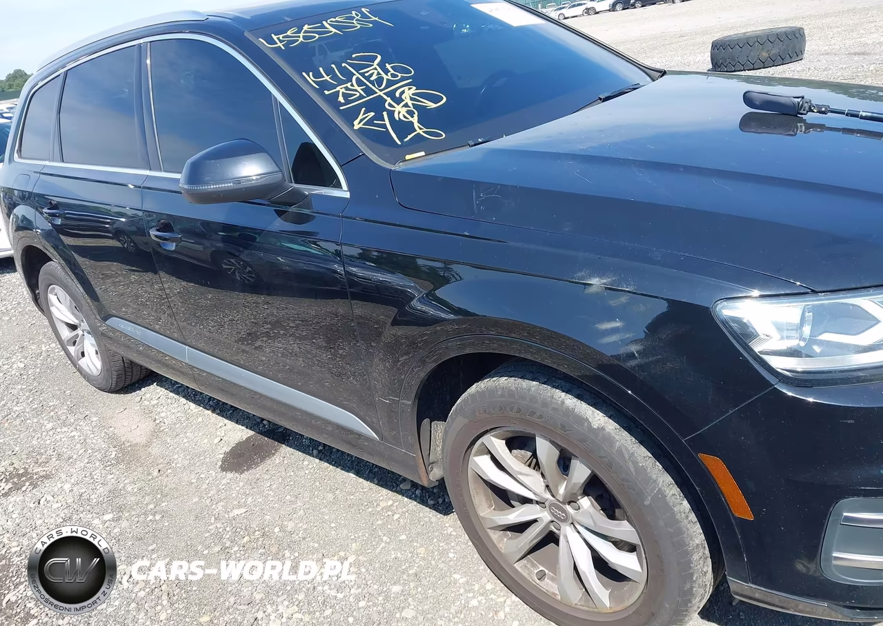 2018 Audi Q7 2.0T Premium VIN:WA1AHAF72JD052788 - 6