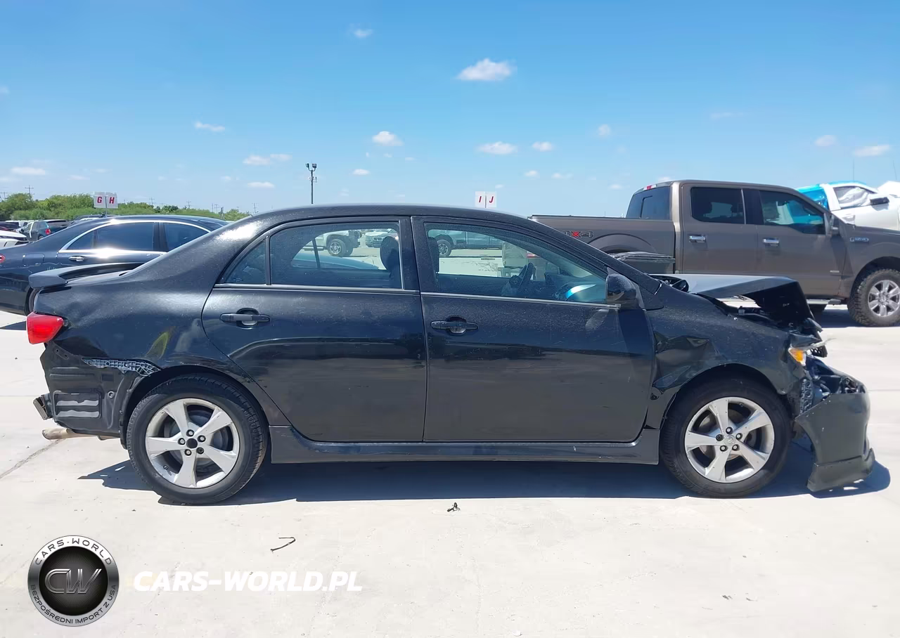 2011 Toyota Corolla S VIN:2T1BU4EE7BC631877 - 13
