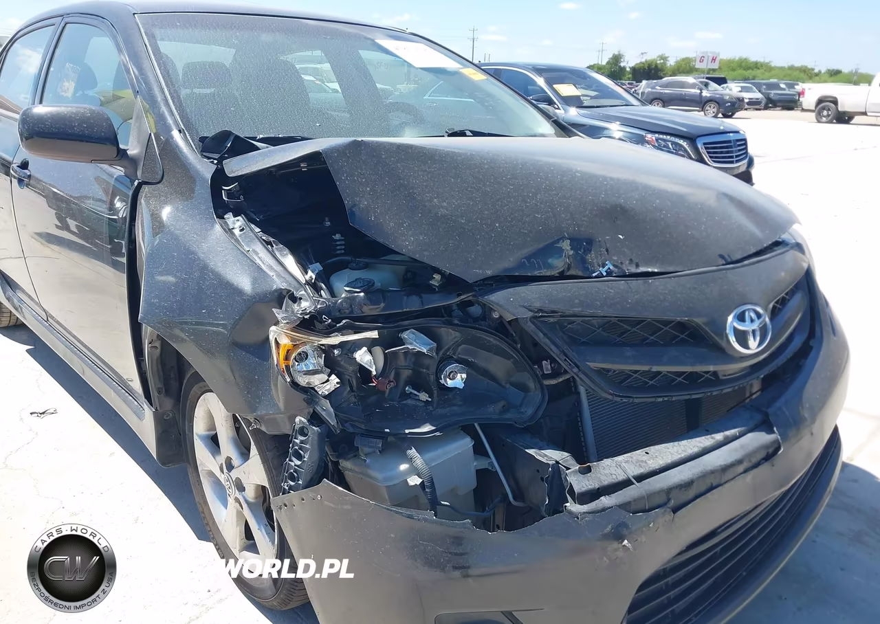 2011 Toyota Corolla S VIN:2T1BU4EE7BC631877 - 6