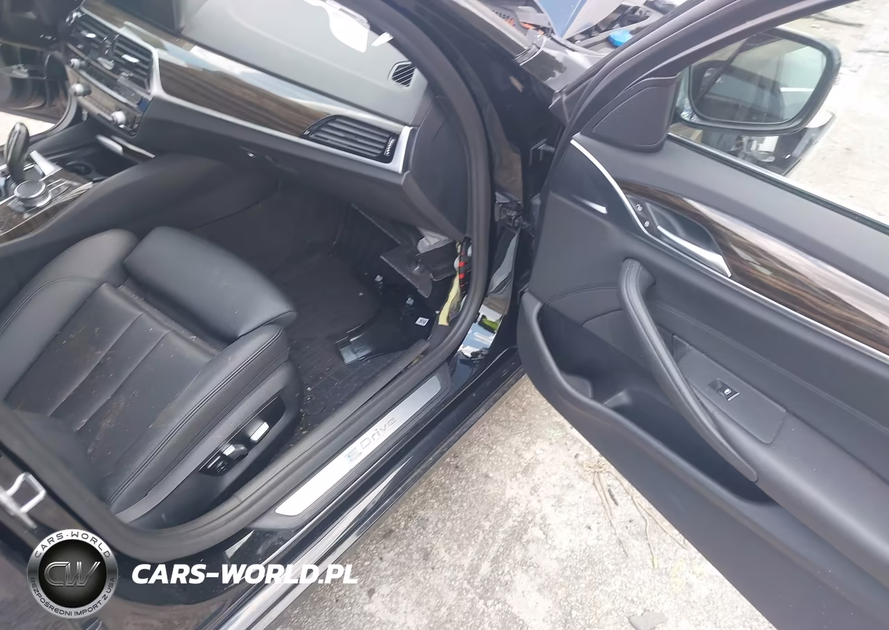 2018 BMW 530E xDrive Iperformance VIN:WBAJB1C5XJB084584 - 5