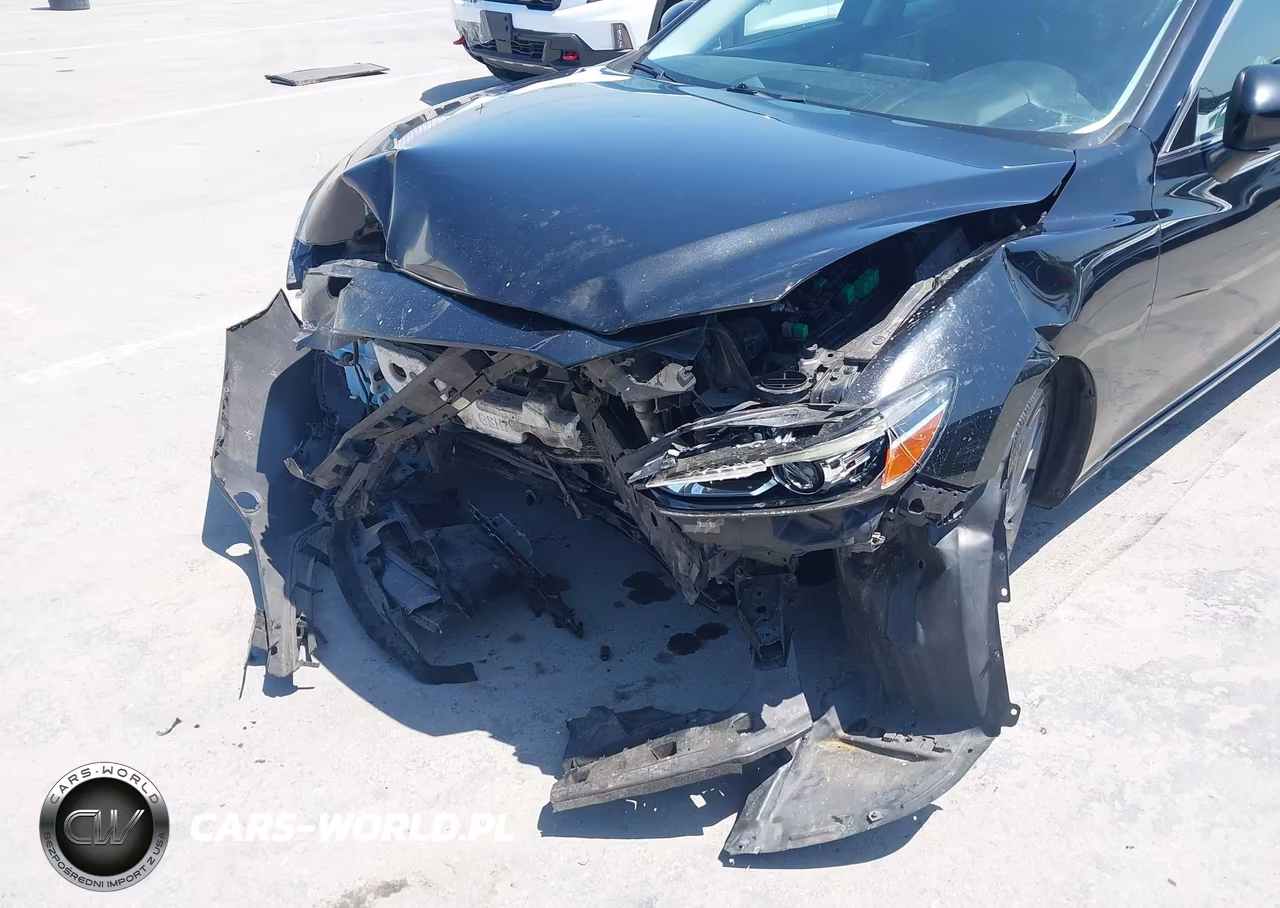 2018 Mazda Mazda6 Touring VIN:JM1GL1VM2J1312369 - 6