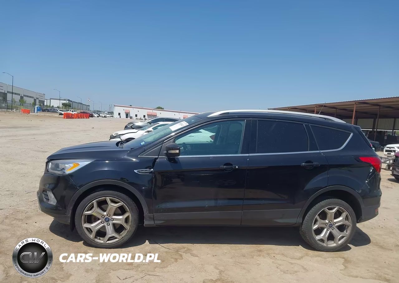 2019 Ford Escape Titanium VIN:1FMCU0J96KUA32022 - 14