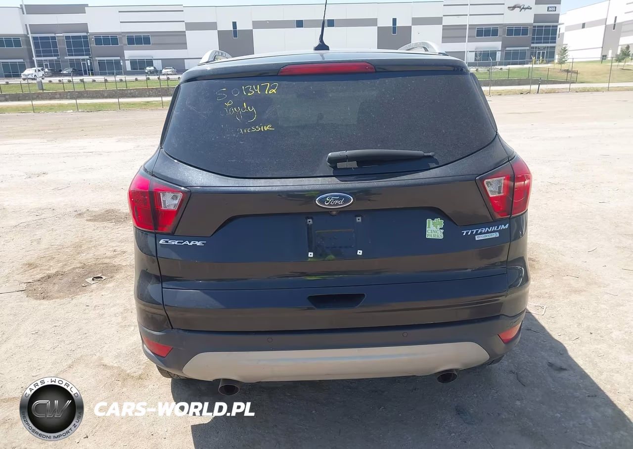 2019 Ford Escape Titanium VIN:1FMCU0J96KUA32022 - 16