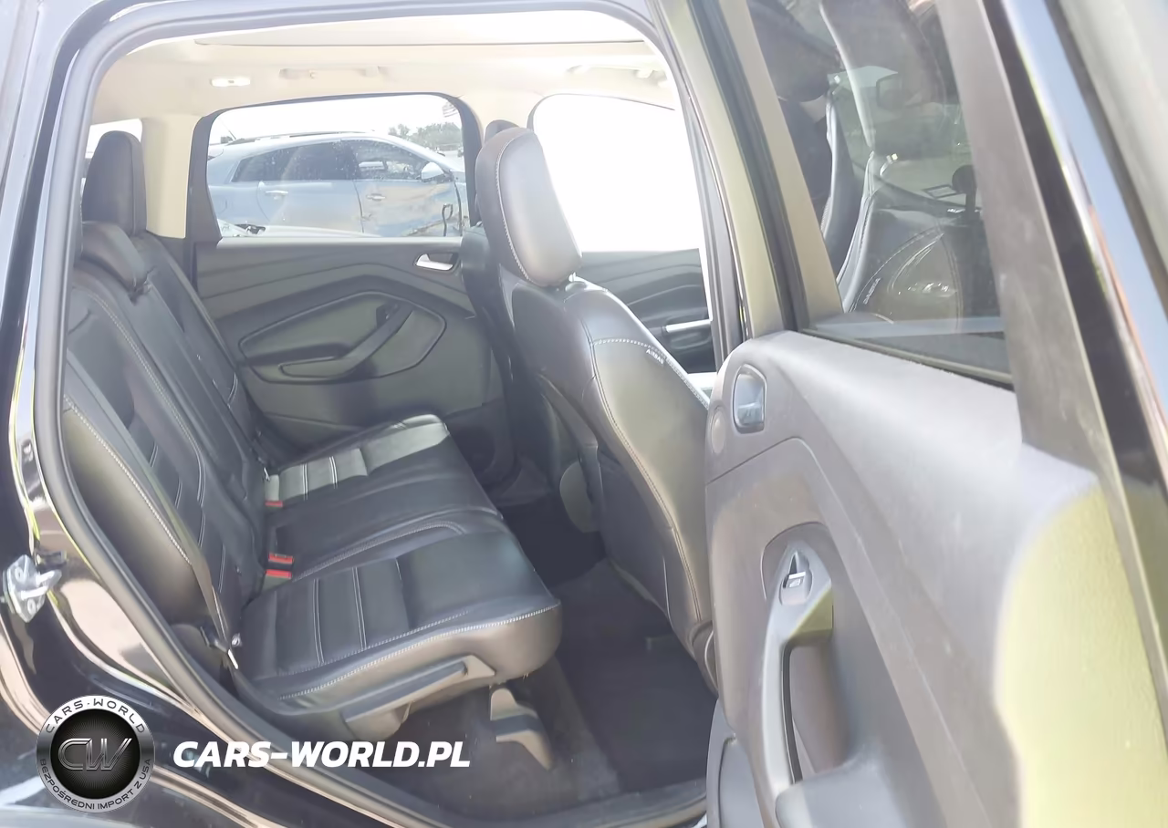 2019 Ford Escape Titanium VIN:1FMCU0J96KUA32022 - 8
