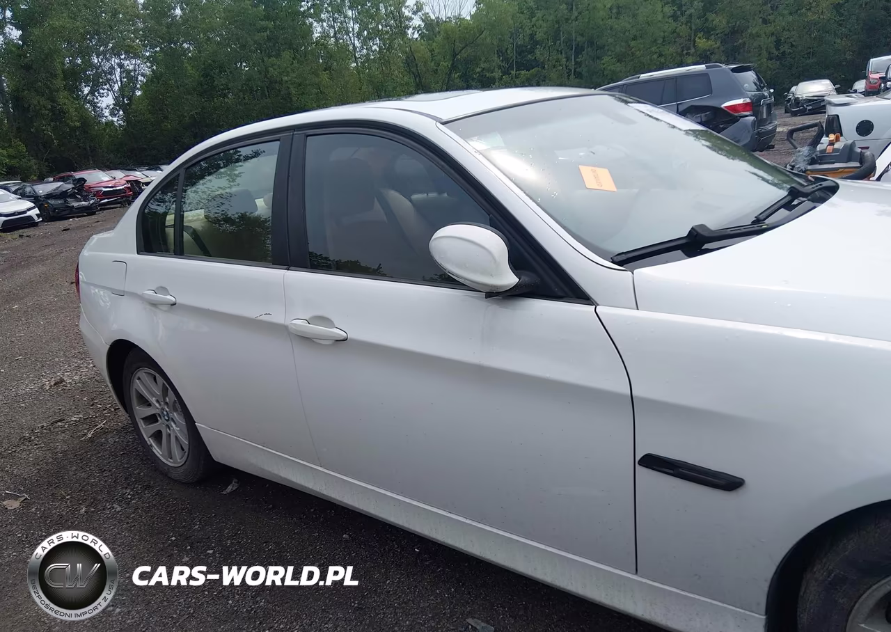 2007 BMW 328Xi VIN:WBAVC93517KX60698 - 13