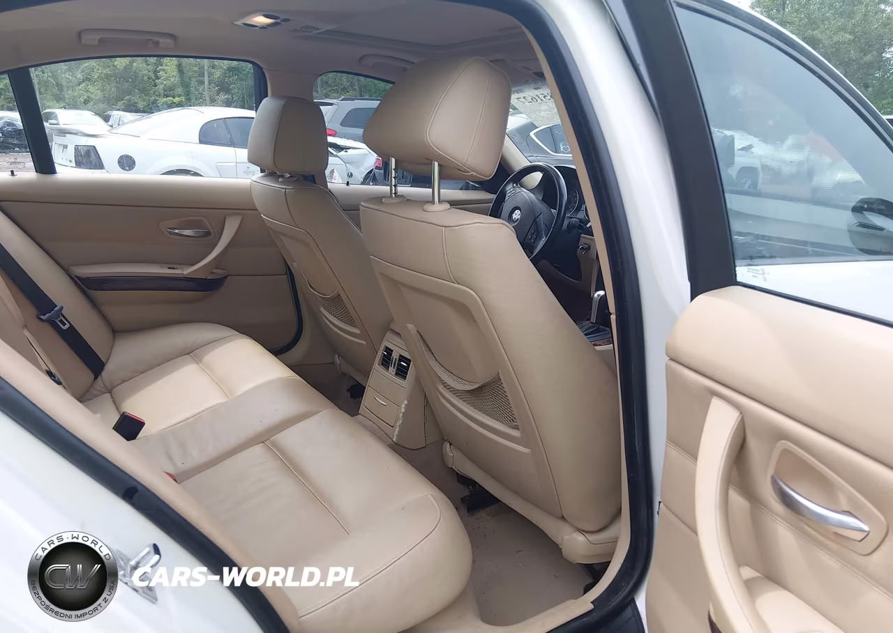 2007 BMW 328Xi VIN:WBAVC93517KX60698 - 8