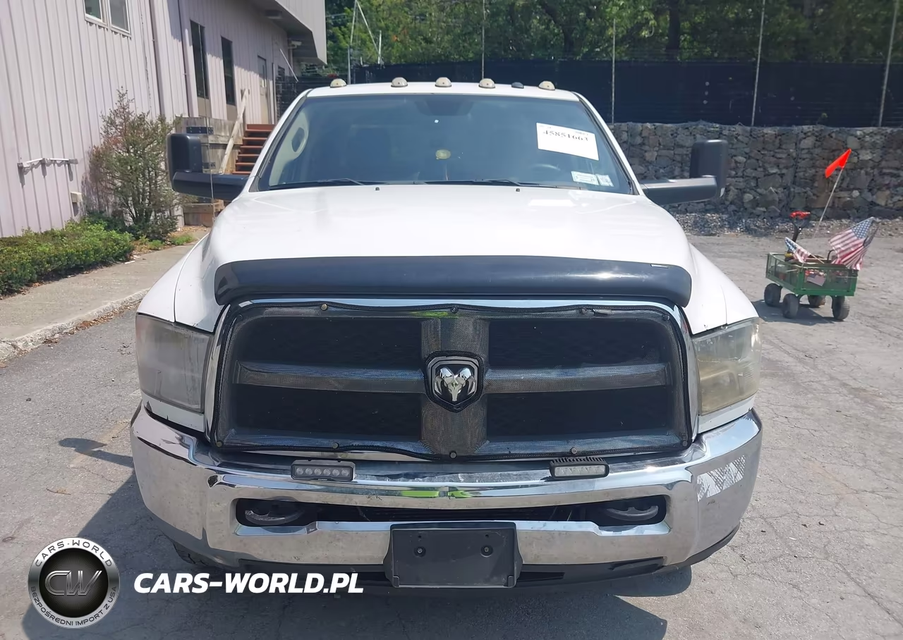 2018 Ram 3500 Tradesman 4X4 8' Box VIN:3C63RRGLXJG281025 - 12