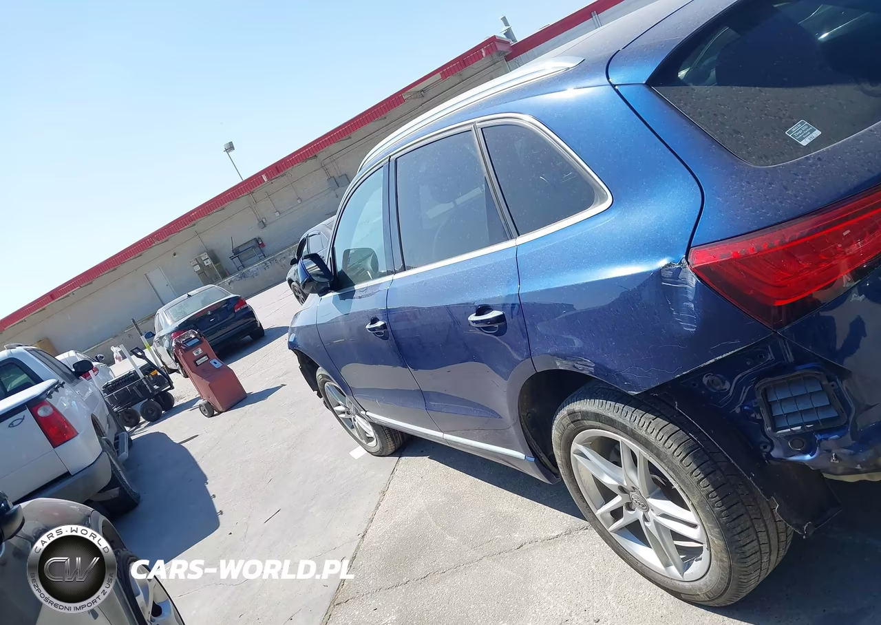 2016 Audi Q5 2.0T Premium VIN:WA1L2AFP0GA077967 - 14