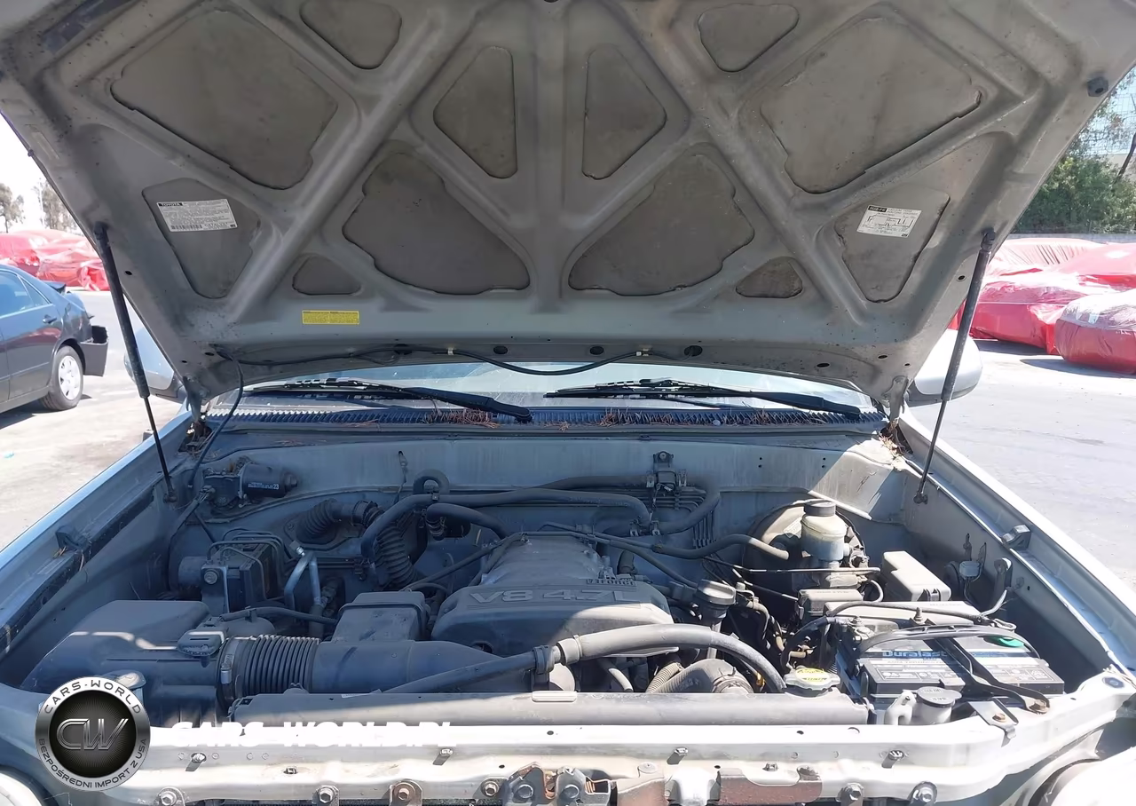 2003 Toyota Sequoia Sr5 V8 VIN:5TDZT34AX3S146622 - 10