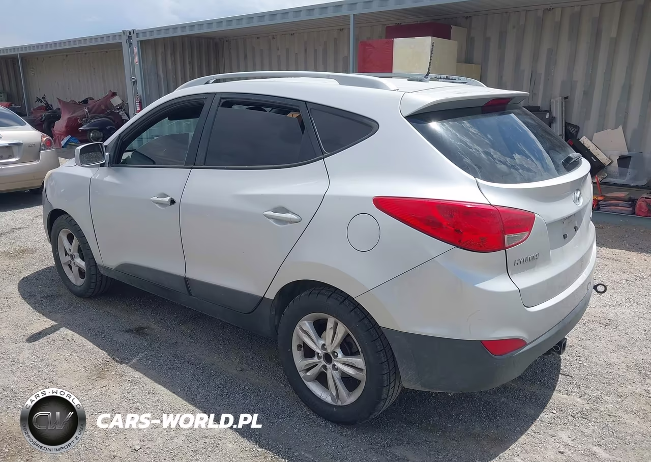 2011 Hyundai Tucson Gls VIN:KM8JU3AC2BU178650 - 3