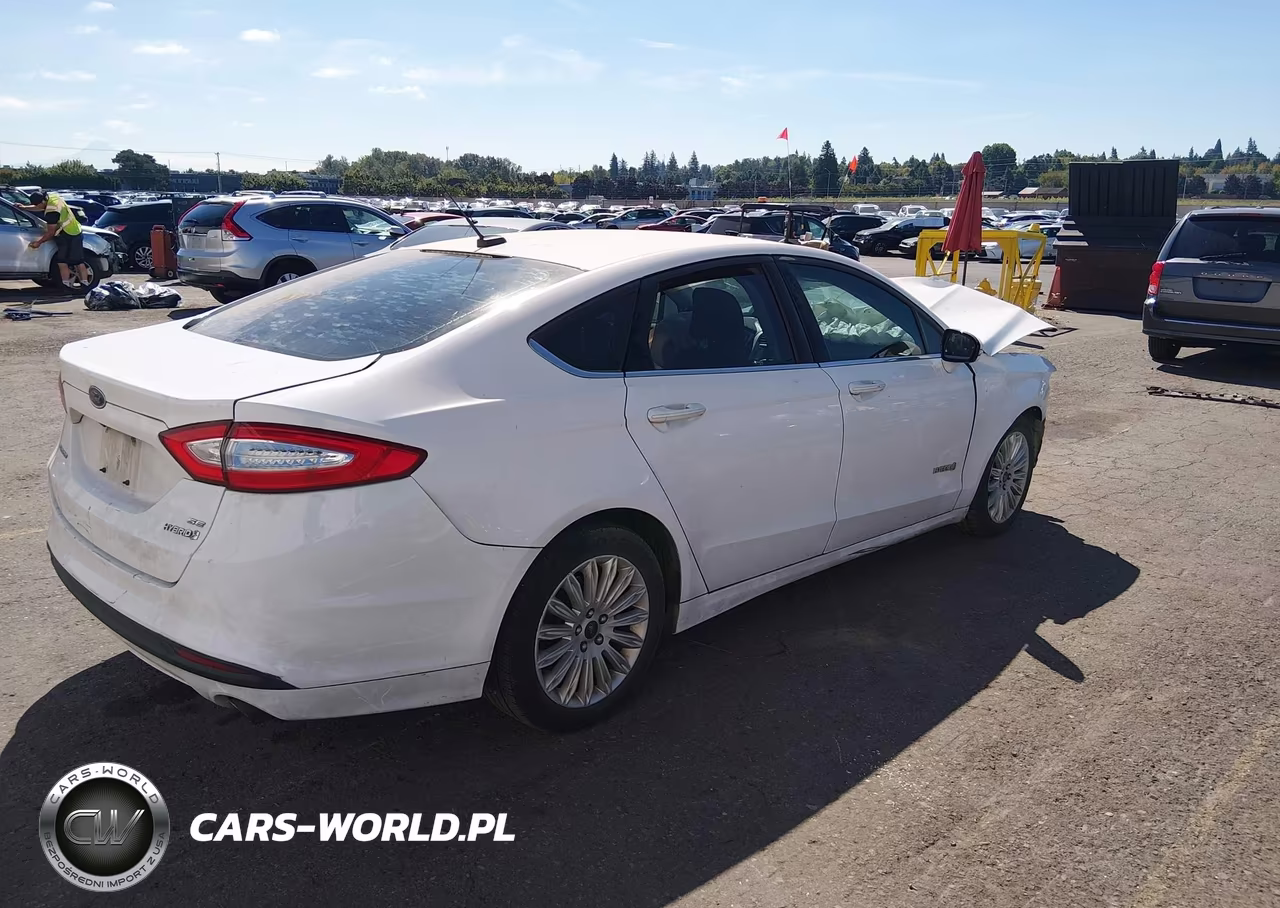 2016 Ford Fusion Hybrid Se VIN:3FA6P0LU8GR397655 - 4