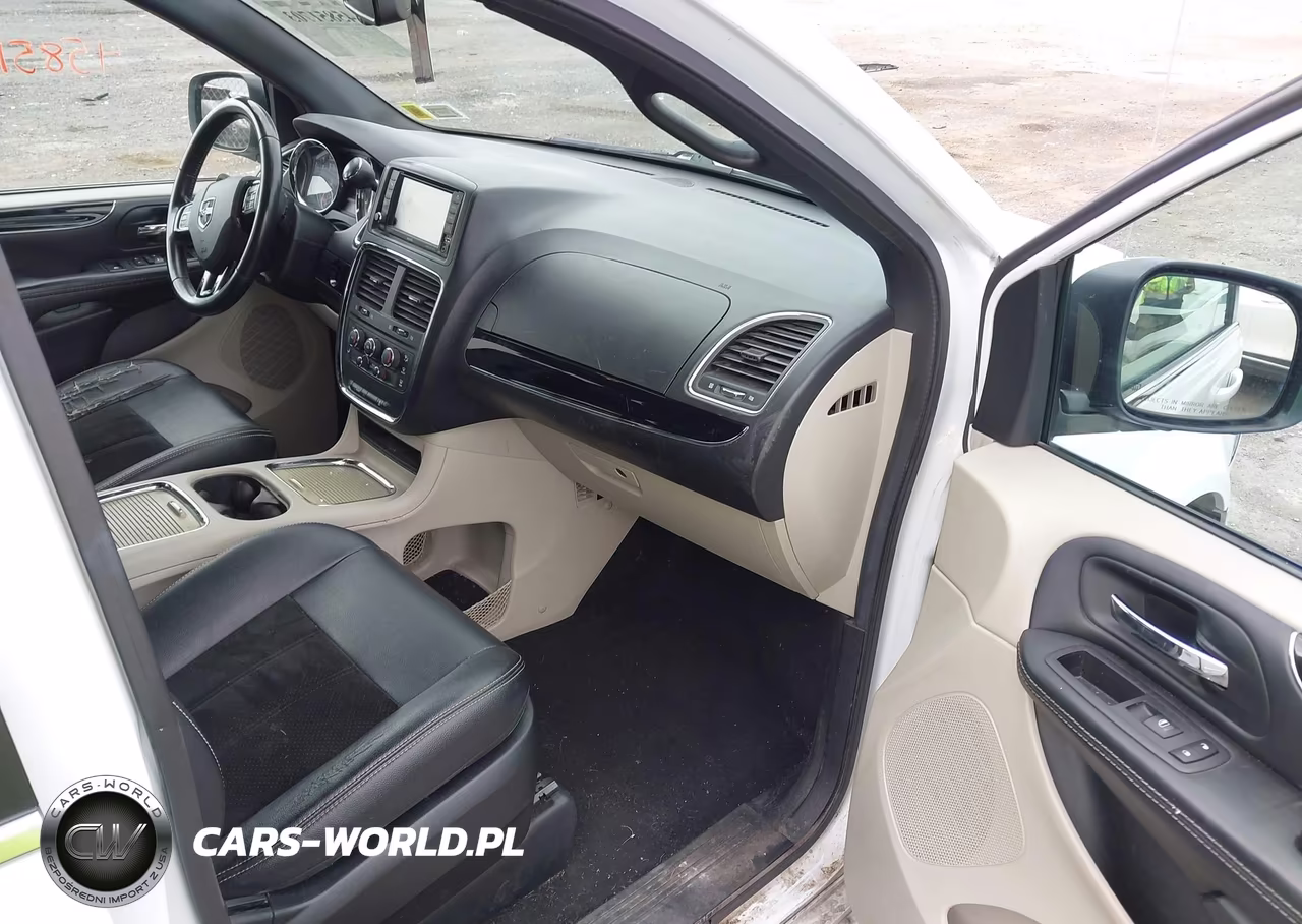 2017 Dodge Grand Caravan Sxt VIN:2C4RDGCG8HR826061 - 5