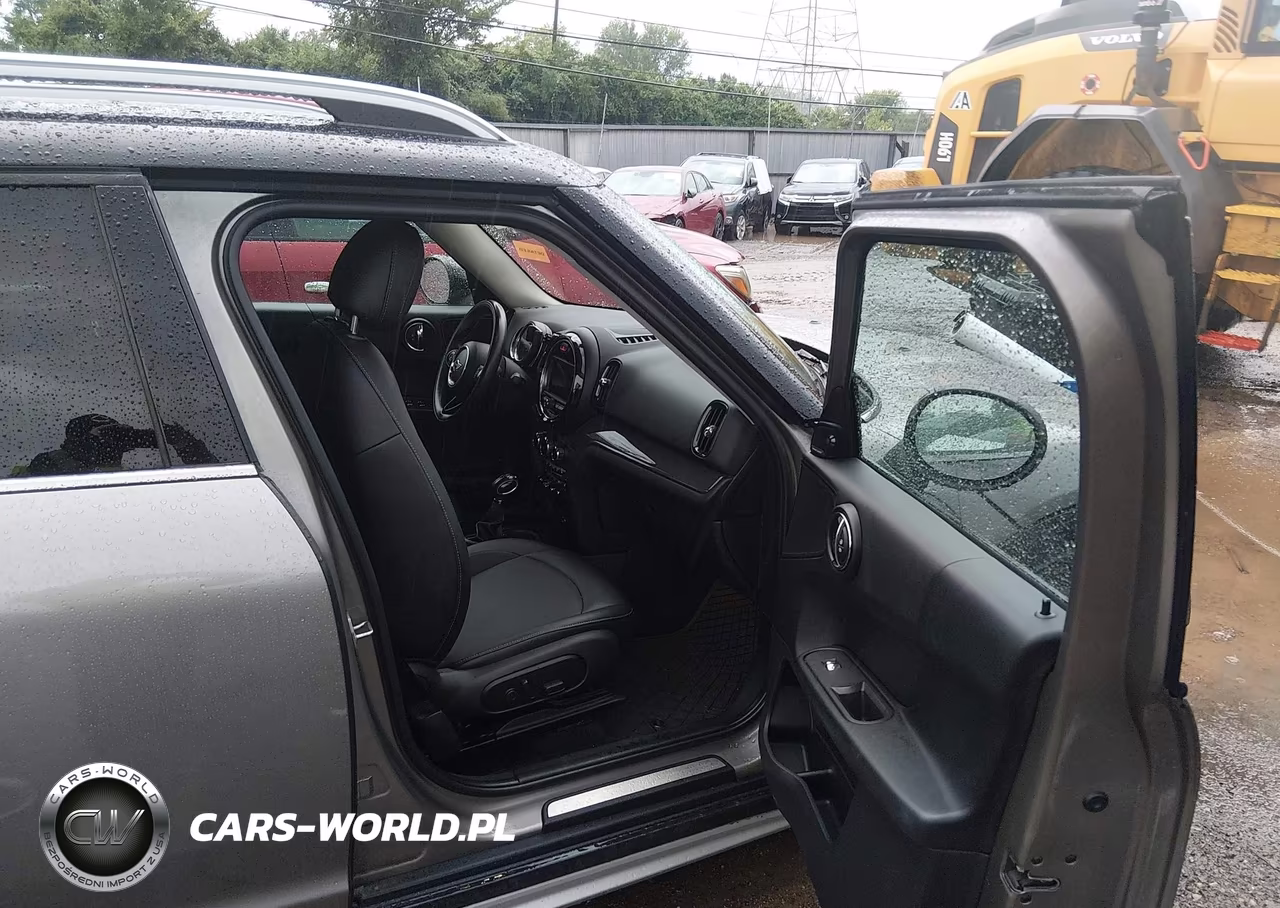 2018 Mini Countryman Cooper VIN:WMZYV5C35J3E04440 - 5