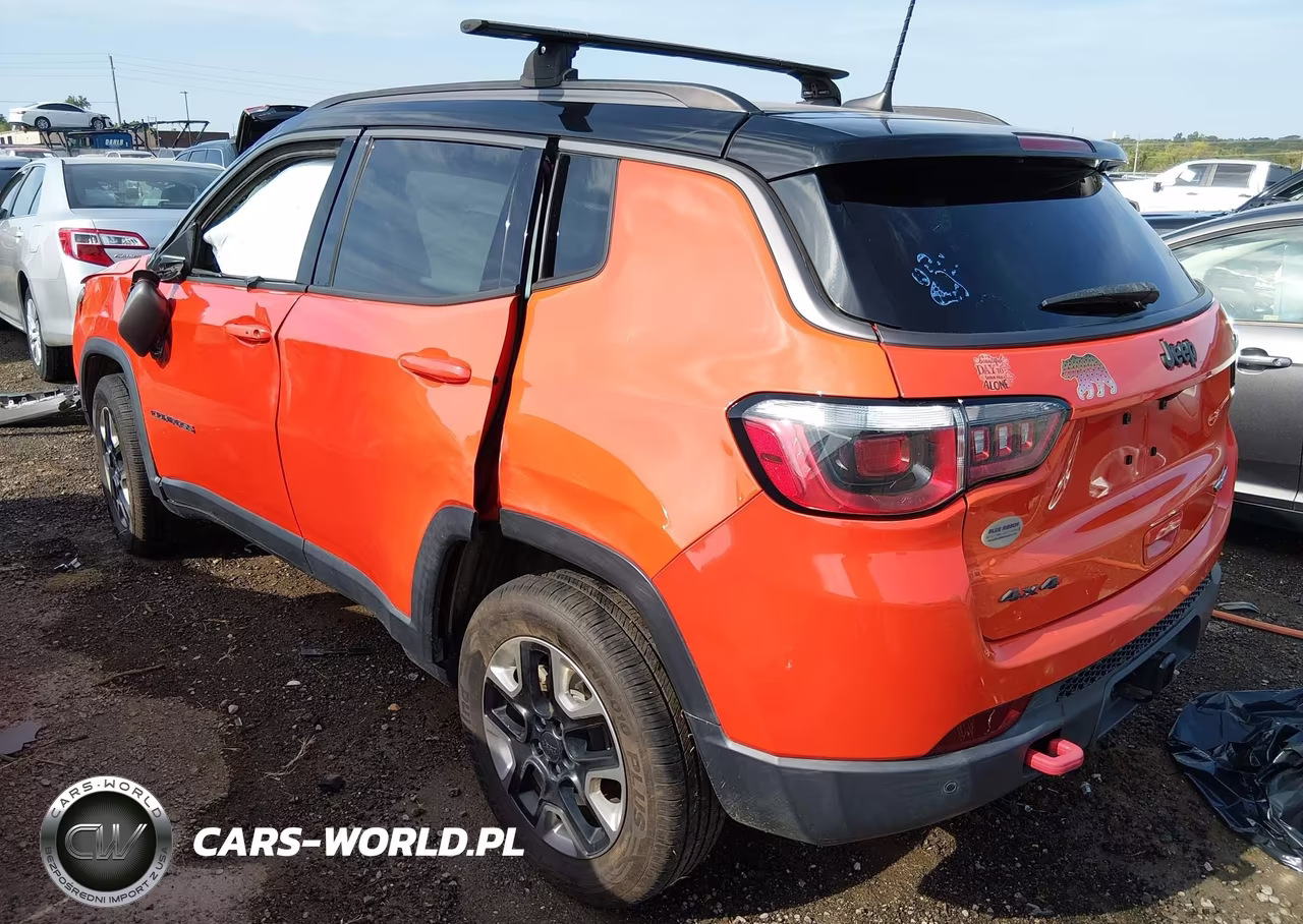 2018 Jeep Compass Trailhawk VIN:3C4NJDDB8JT287579 - 3