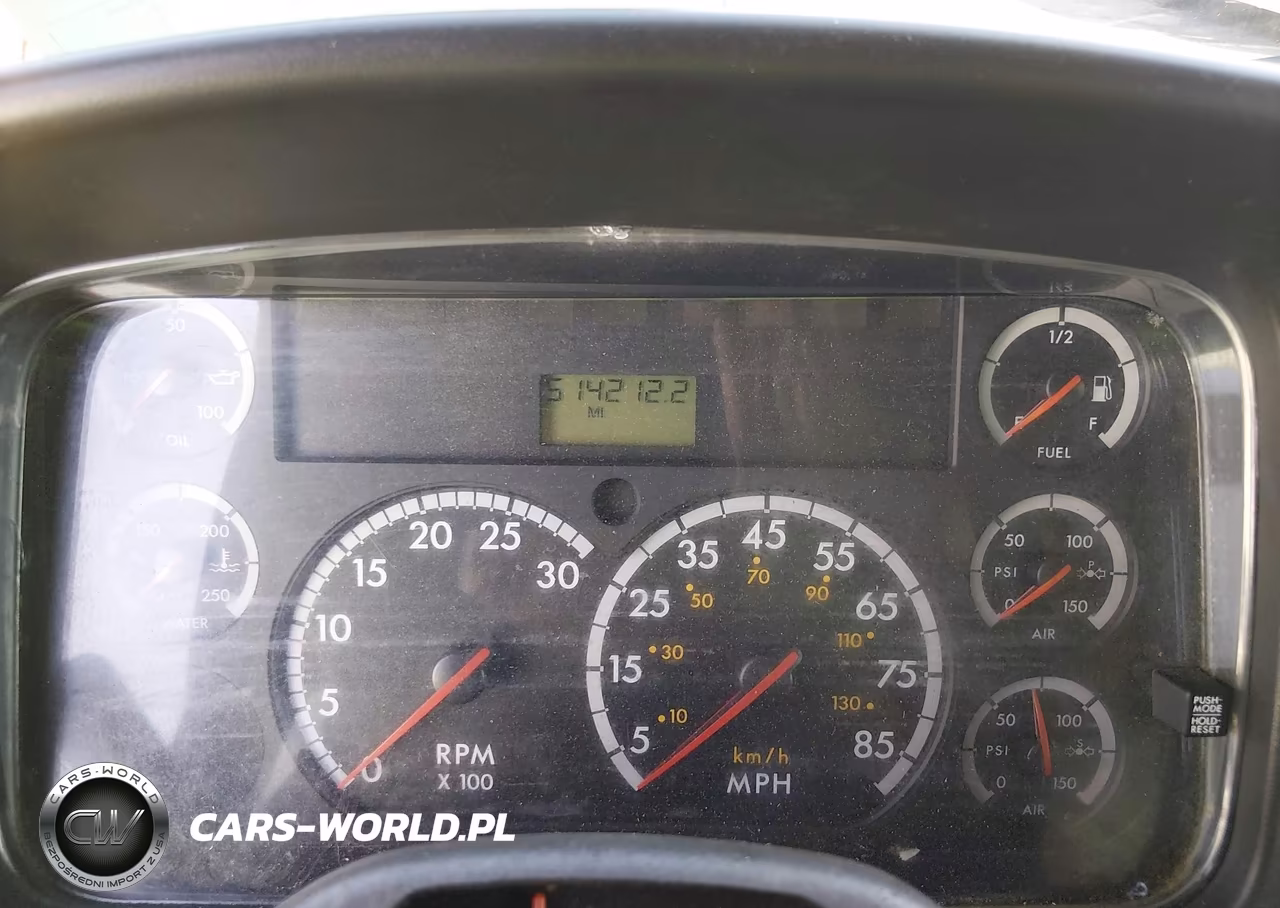2006 Freightliner M2 106 Medium Duty VIN:1FVACWDC26HW75074 - 5