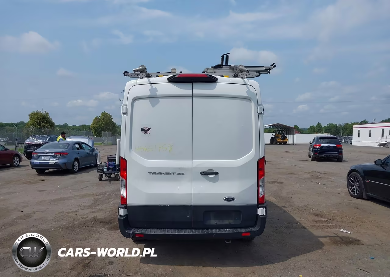 2019 Ford Transit-250 VIN:1FTYR1CMXKKA83747 - 16