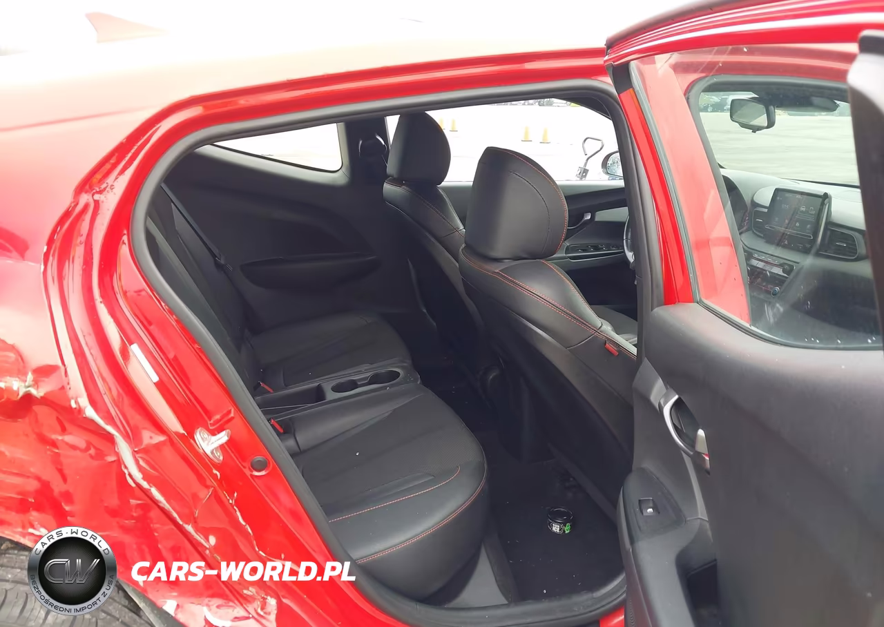 2020 Hyundai Veloster 2.0 Premium VIN:KMHTG6AF3LU026096 - 8