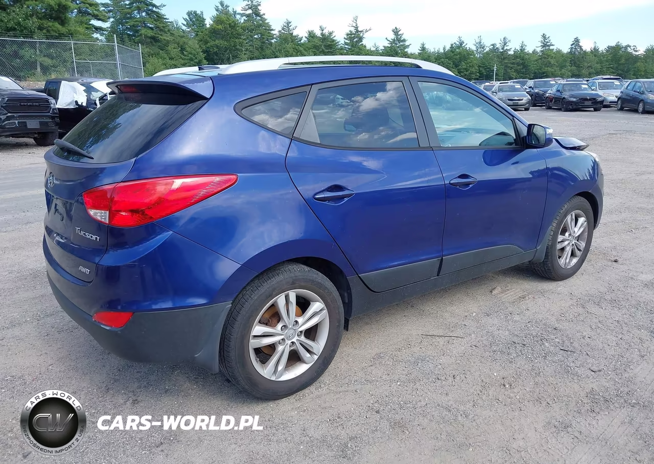2012 Hyundai Tucson Gls VIN:KM8JUCAC3CU418127 - 4