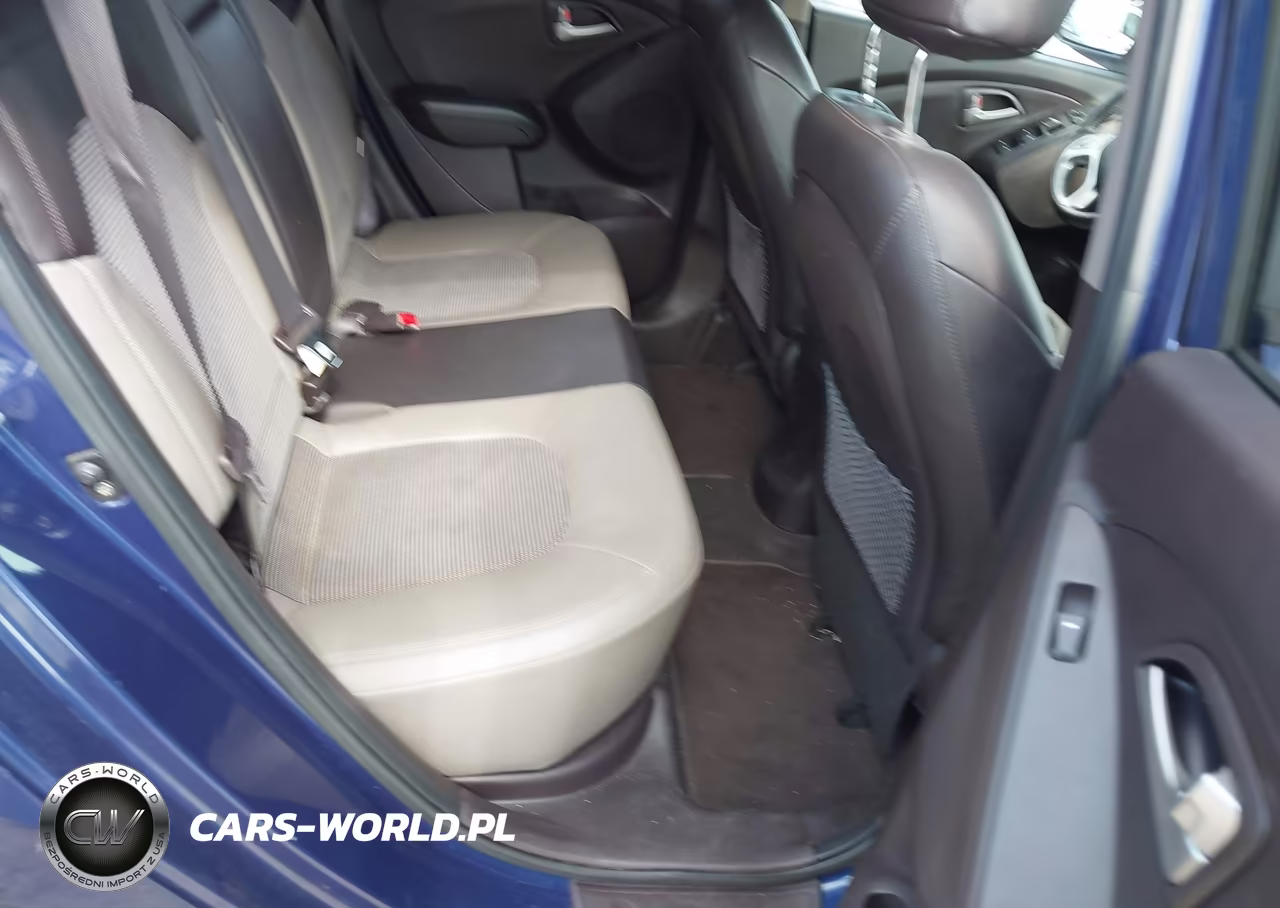 2012 Hyundai Tucson Gls VIN:KM8JUCAC3CU418127 - 8