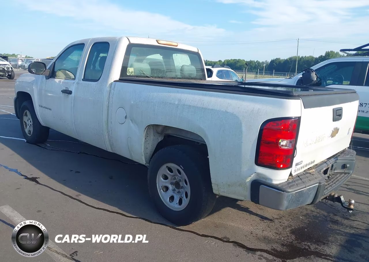 2008 Chevrolet Silverado 1500 Work Truck VIN:1GCEC19018Z277592 - 3