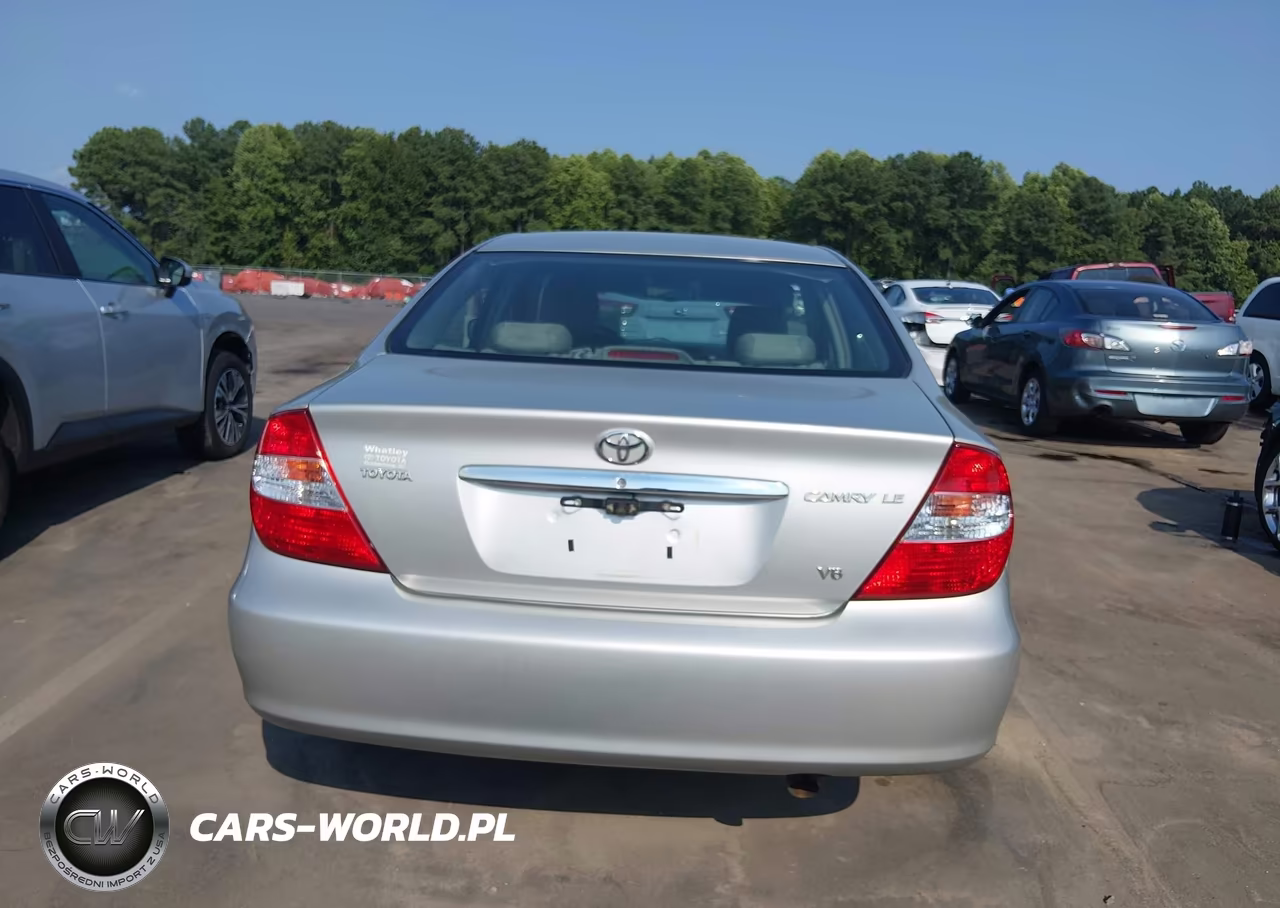 2004 Toyota Camry Le V6 VIN:4T1BF32K44U580791 - 16