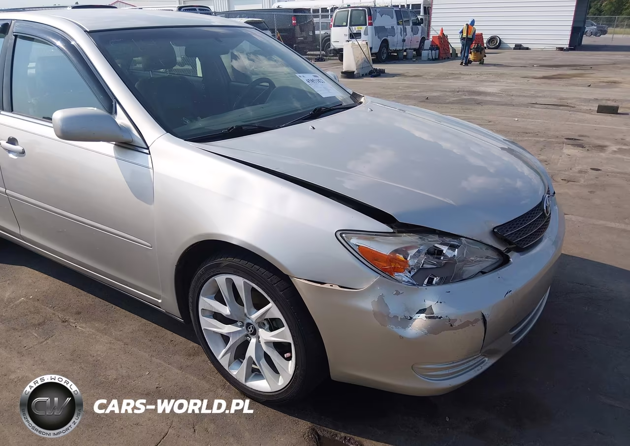 2004 Toyota Camry Le V6 VIN:4T1BF32K44U580791 - 17