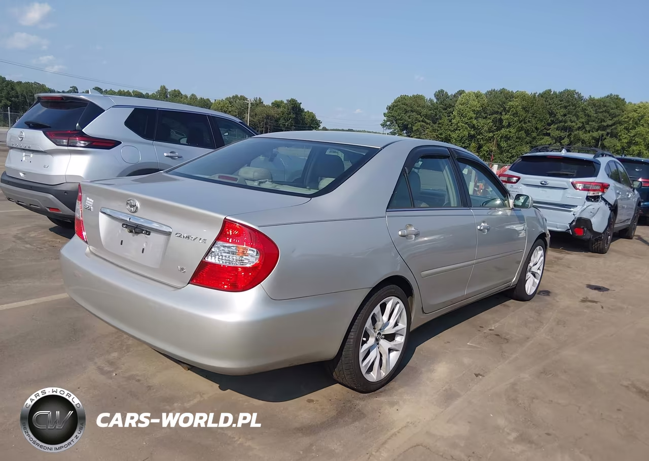 2004 Toyota Camry Le V6 VIN:4T1BF32K44U580791 - 4
