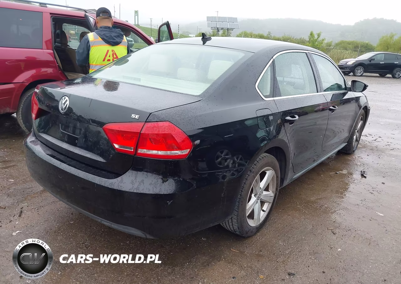 2012 Volkswagen Passat 2.5L Se VIN:1VWBP7A33CC053152 - 4