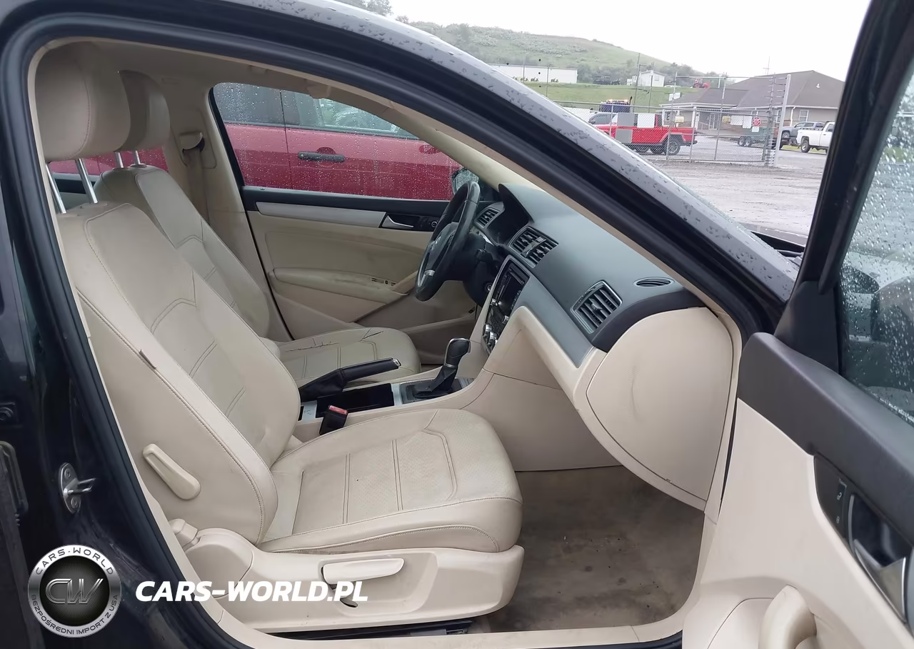 2012 Volkswagen Passat 2.5L Se VIN:1VWBP7A33CC053152 - 5