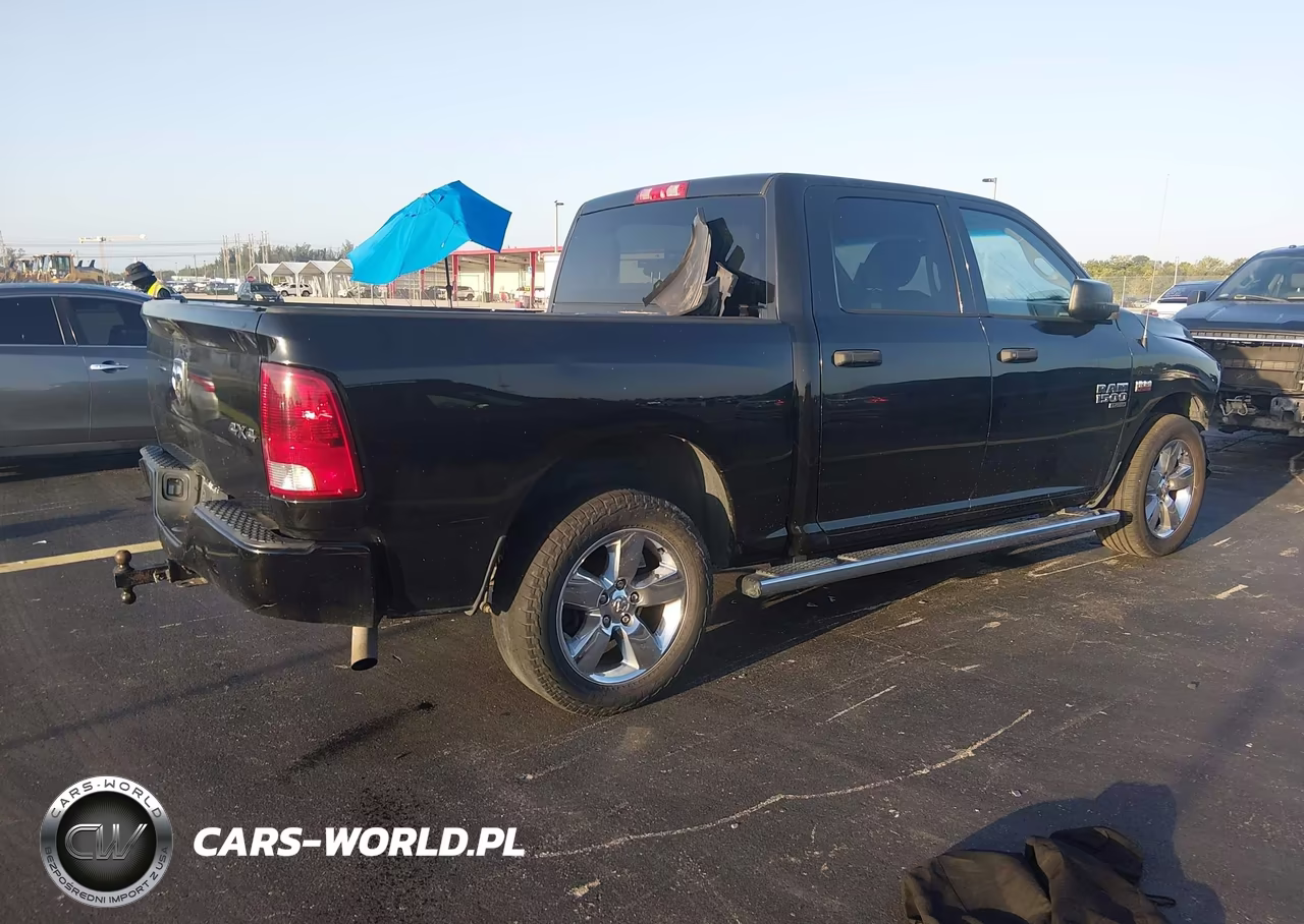 2020 Ram 1500 Classic Tradesman 4X4 5'7 Box VIN:3C6RR7KT3LG132075 - 4