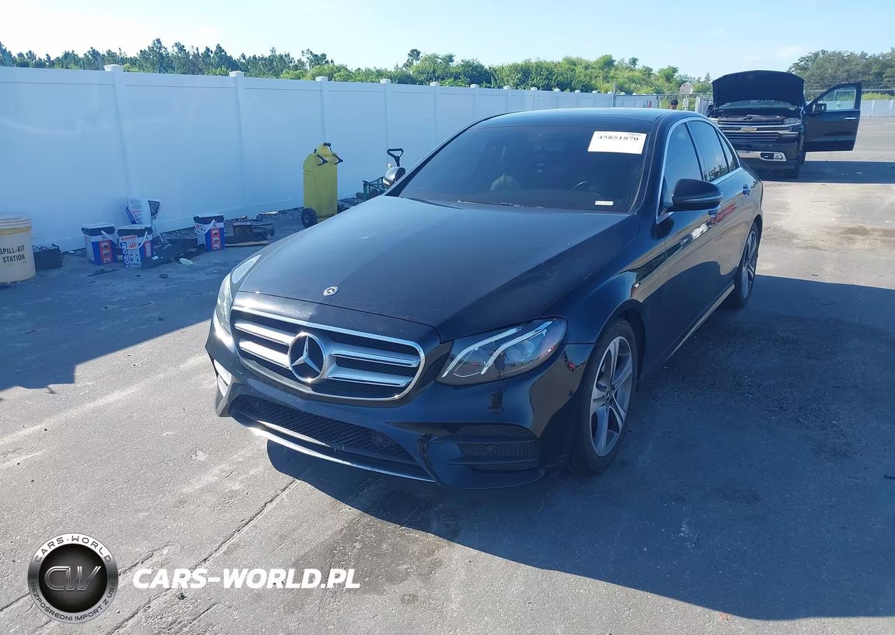 2018 Mercedes-Benz E 300 VIN:WDDZF4JBXJA370175 - 2