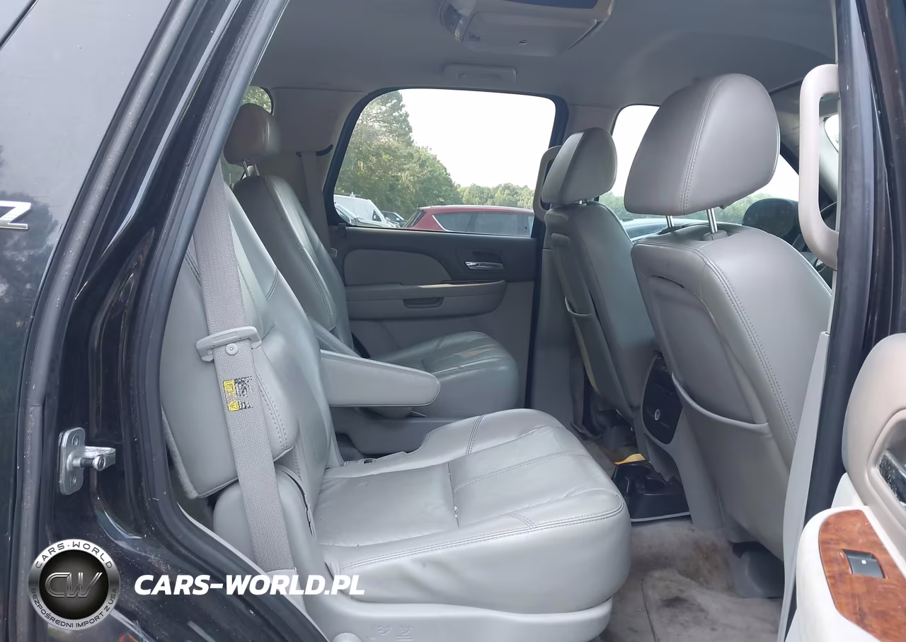 2007 Chevrolet Tahoe Lt VIN:1GNFC13J77R119155 - 8