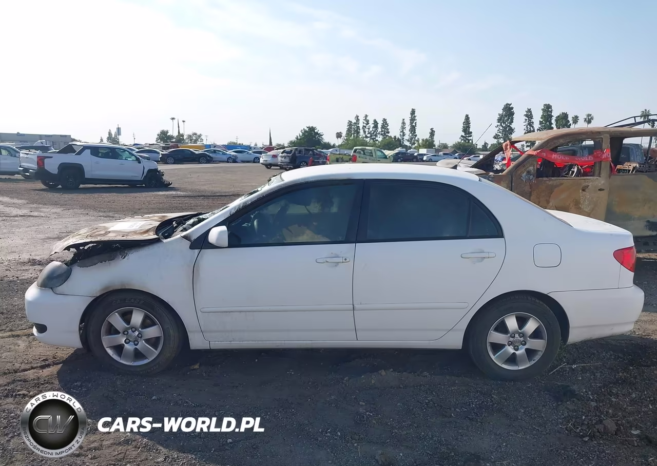 2005 Toyota Corolla Le VIN:1NXBR32E35Z351134 - 14