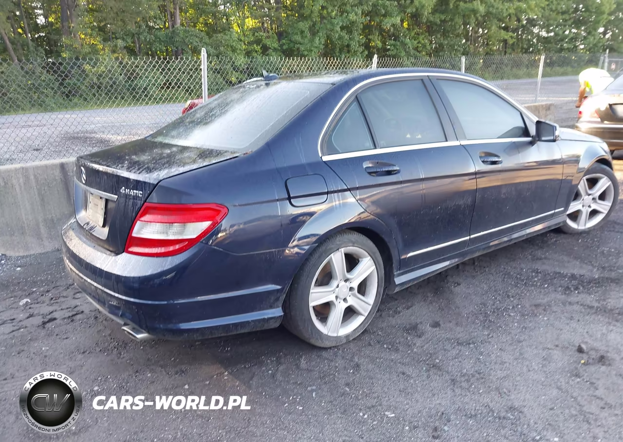 2011 Mercedes-Benz C 300 Sport 4Matic VIN:WDDGF8BB1BR147586 - 4