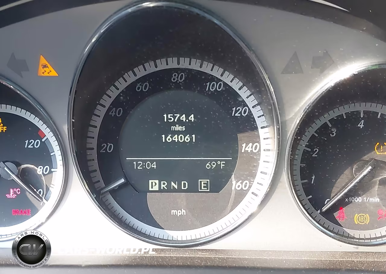 2011 Mercedes-Benz C 300 Sport 4Matic VIN:WDDGF8BB1BR147586 - 7